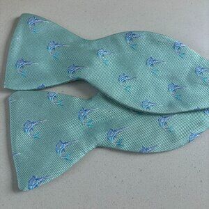 R. Hanauer Marlin Bowtie